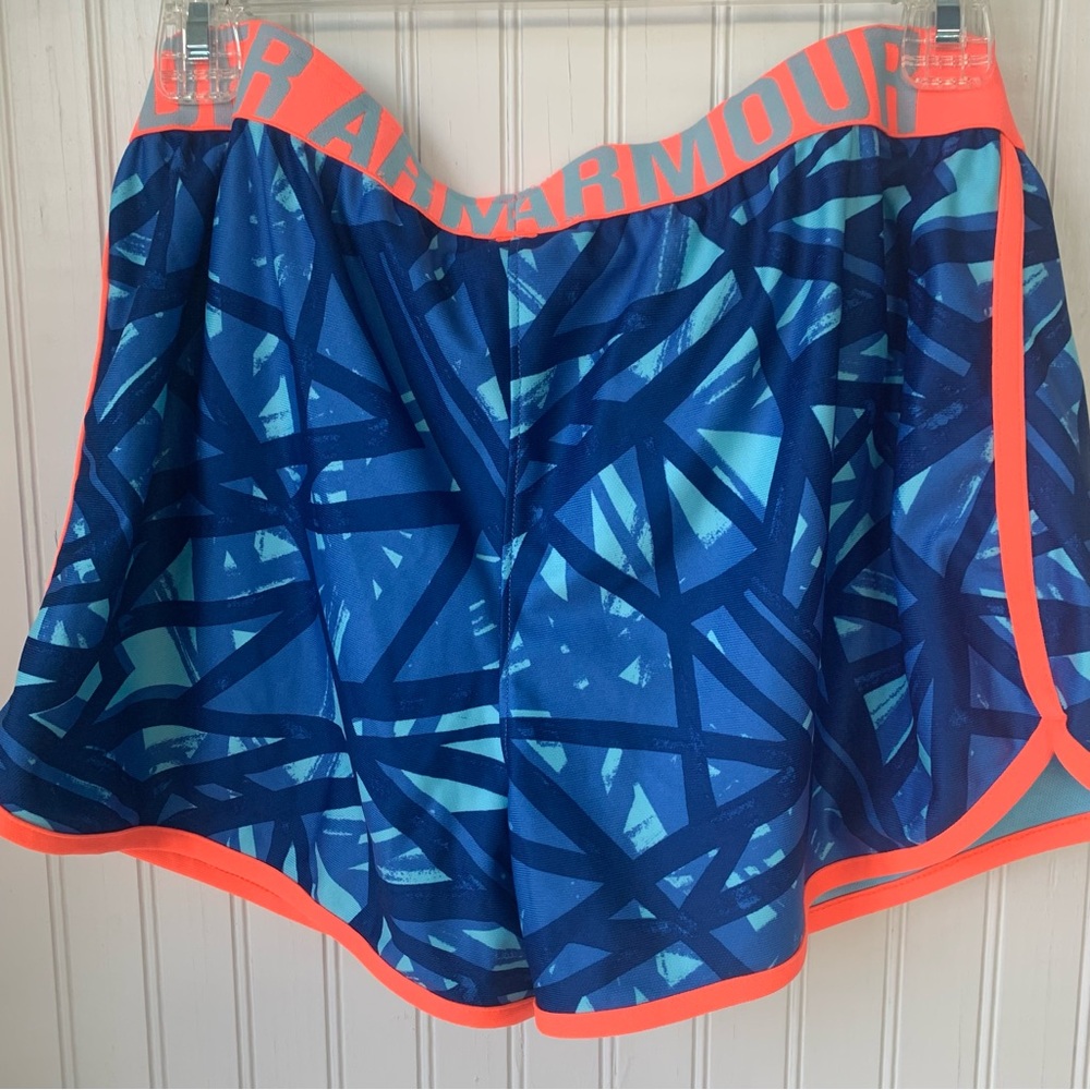 Under Armour (YXL) Girls Shorts; Colorful Teal, Navy Blue & Coral/Orange Print - Picture 5 of 6